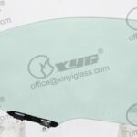 RH FRONT DOOR GLASS W/FITT GREEN